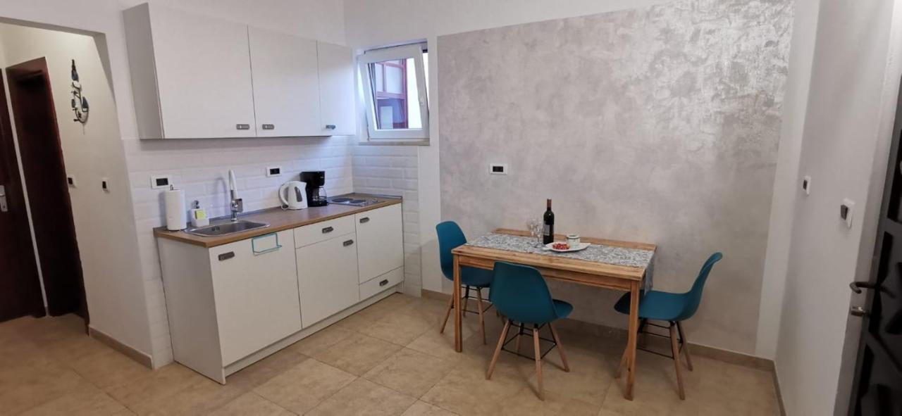 K&d Apartment Pula
